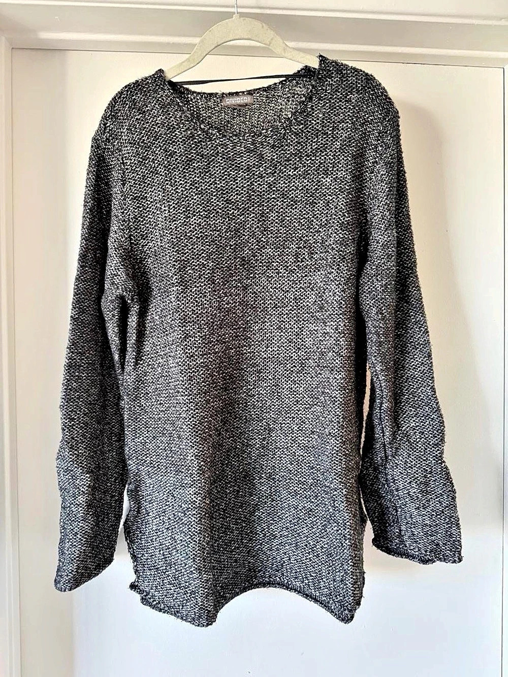 DIVIDED Women’s Knit Sweater Black & Gray Small